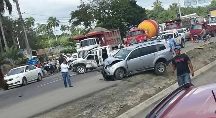 Directora Promese sufre accidente de tránsito