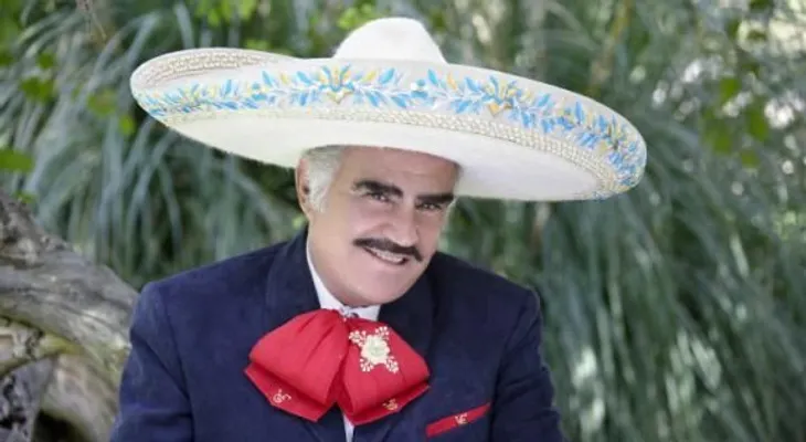 Encuentran cadáver de mujer en casa de Vicente Fernández