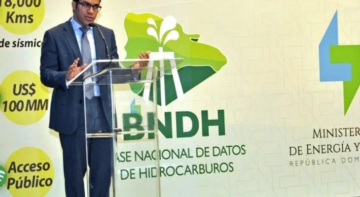 Energía y Minas presenta la base de datos de hidrocarburos en Londres