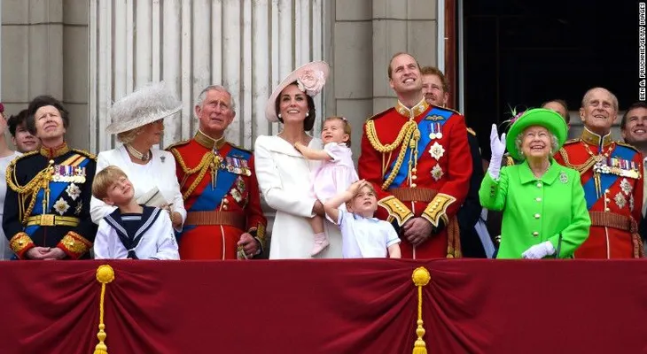 El espectacular festejo por los 90 años de la reina Isabel II