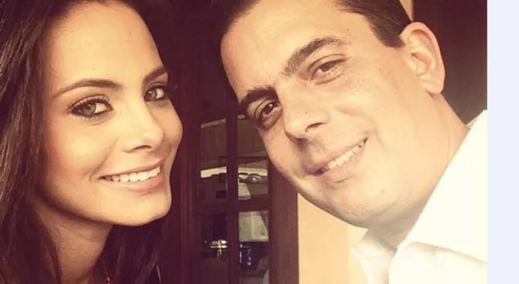 Ex-novio le quita el carro a Dalia Fernández. A cojer OMSA