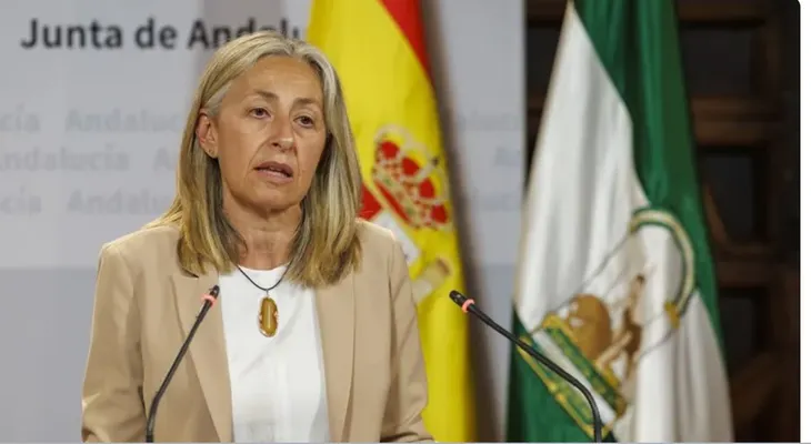 Consejera andaluza mantiene su cargo pese a fallos en cribados