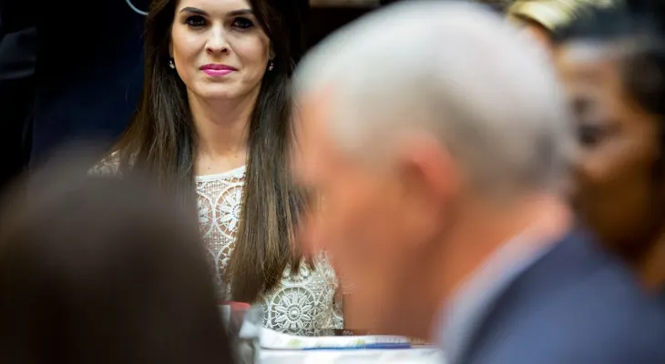 Nombran a Hope Hicks como directora interina de Comunicaciones de la Casa Blanca