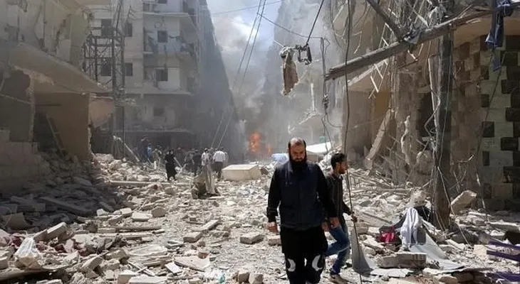 Bombardeos en zonas rebeldes dejan 13 muertos en Siria