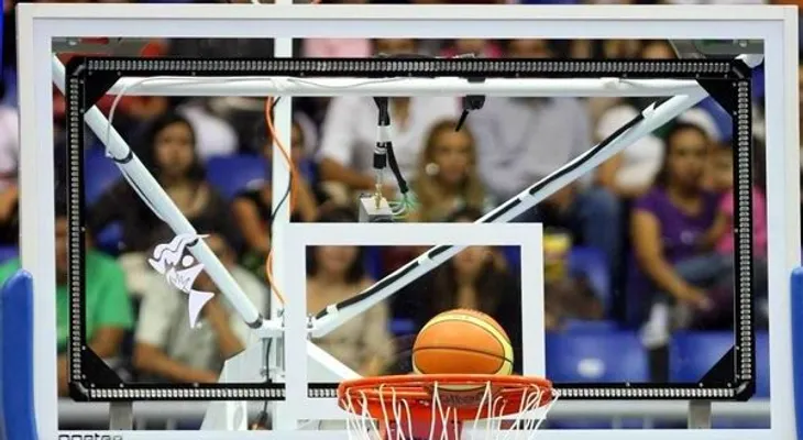 República Dominicana derrota a Panamá y pone un pie en la semifinal