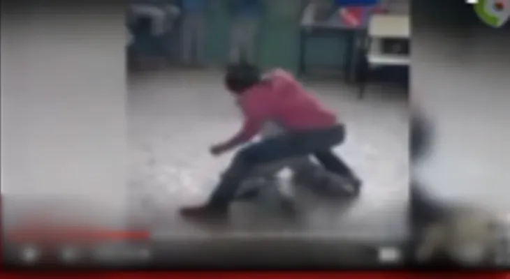 Las redes sociales ayudan a promover las violencia escolar. Entérese por qué