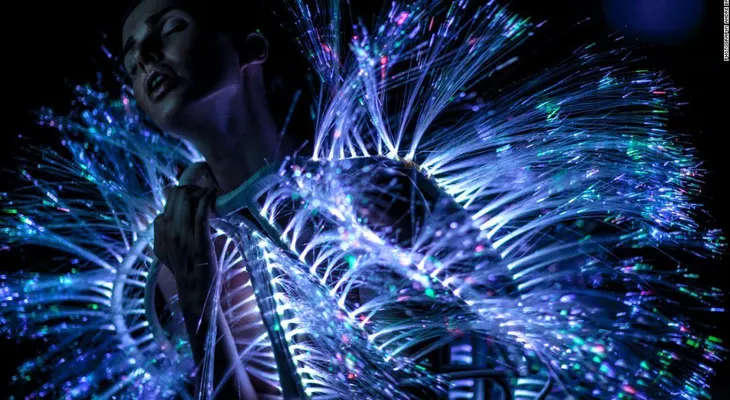 Diseños de otro mundo que están transformando el futuro de la moda