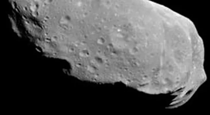 Un gigantesco asteroide muy cercano a la Tierra esta noche