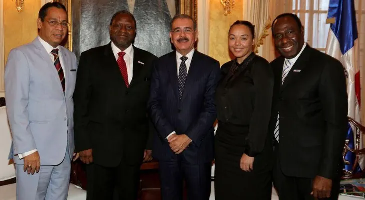Presidente Medina recibe visita de representantes ACT Alliance 