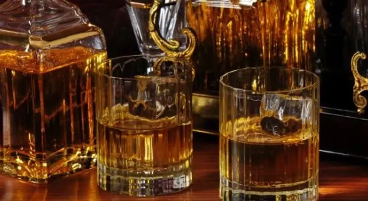 Ponerte rojo cuando bebes alcohol podría ser una señal de alerta