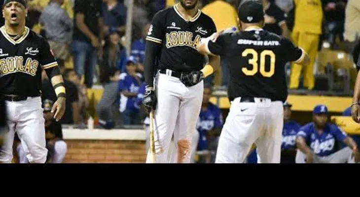 Encarnación dio un descomunal cuadrangular para dejar al Licey tendido en el terreno