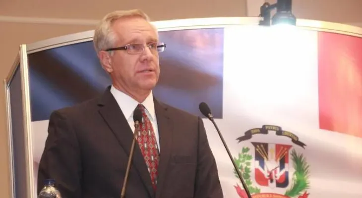 Crean "ronchas", ataque por corrupción en RD, del encargado negocios EE.UU, Robert Copley