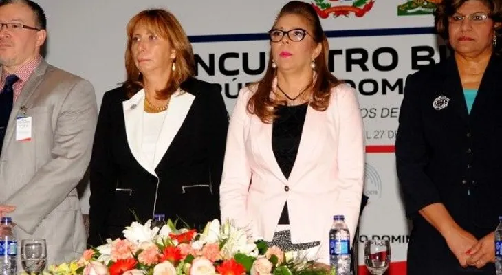 Dirección de Pasaportes capacita dominicanos y haitianos contra fraudes