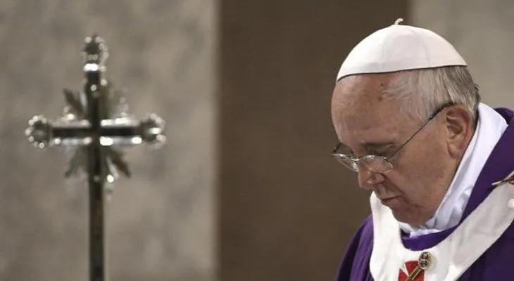 Papa Francisco: "Es muy difícil que un corrupto deje de serlo"