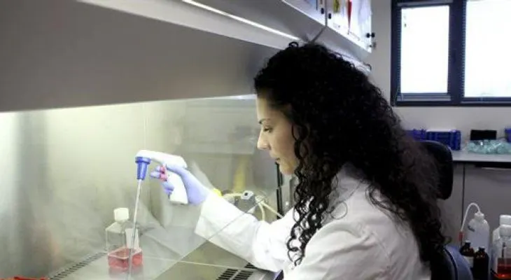 Un test genómico evita la quimioterapia al 40% mujeres con cáncer mama HER2