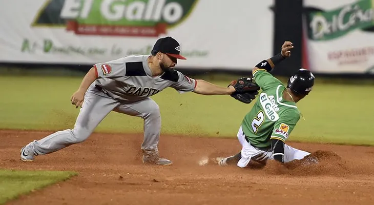 Emilio Gustave y Gustavo Núñez lideraron victoria de Estrellas sobre Leones