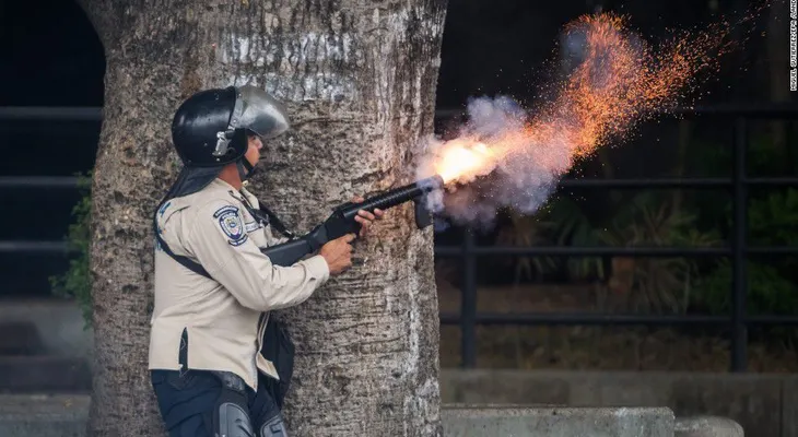 Fiscal de Venezuela pide depuración de fuerzas policiales