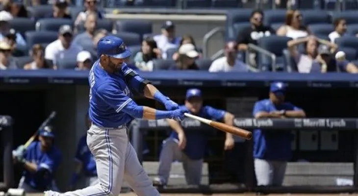 Criollo José Bautista conecta jonrón de dos carreras y Azulejos vencen a Yanquis