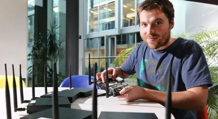 Un estudiante crea un algoritmo que aumenta hasta 7 veces la velocidad tu WiFi