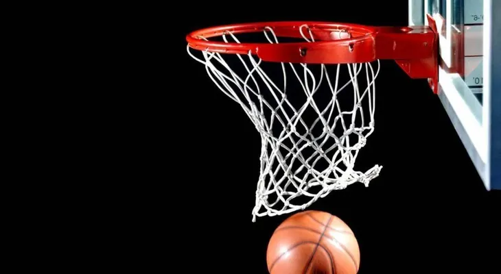 La FIBA da por concluidas sus competiciones sin campeón, excepto la LCB