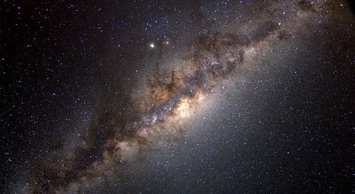 Una nueva vecina: Científicos descubren una galaxia muy cercana a la Vía Láctea