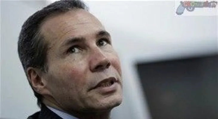 Versión caso Nisman: Investigan cuenta en el exterior que compartía con quien le dio arma