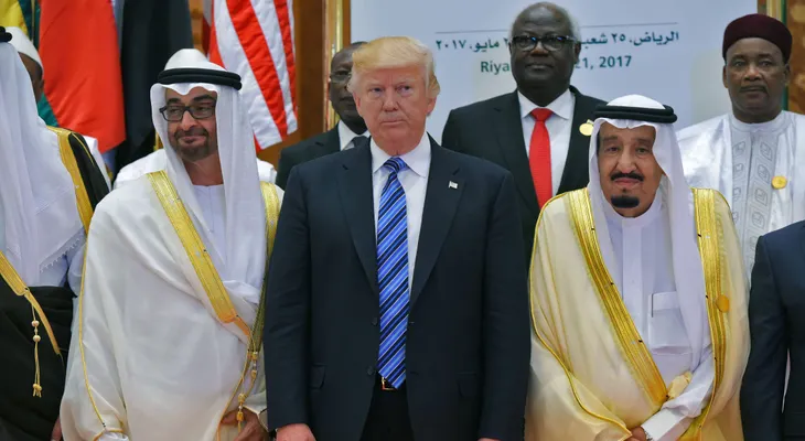 La verdadera razón por la que los saudíes recibieron a Trump con la más roja de las alfombras