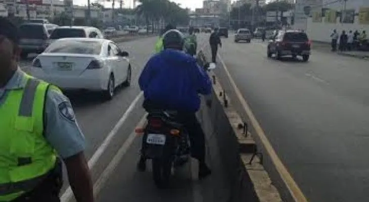 Amet retiene 2,392 motores y fiscalizó a 107 camionetas por llevar personas en la parte trasera