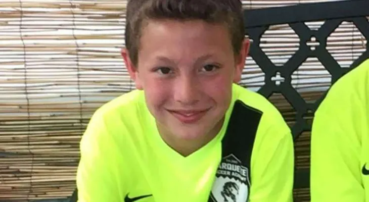 Niño de 11 años se suicida tras una cruel broma en Facebook