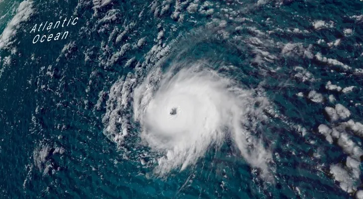 Florence, el primer gran huracán de la temporada, podría amenazar la costa este de EE.UU.