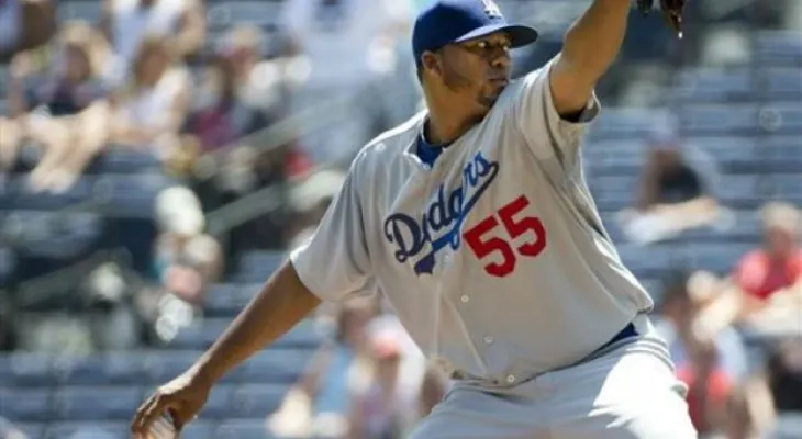 Dodgers deja fuera de roster pitcher dominicano Roberto Hernández