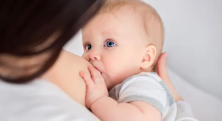 Amamantar durante 6 meses reduce el riesgo de diabetes en madres