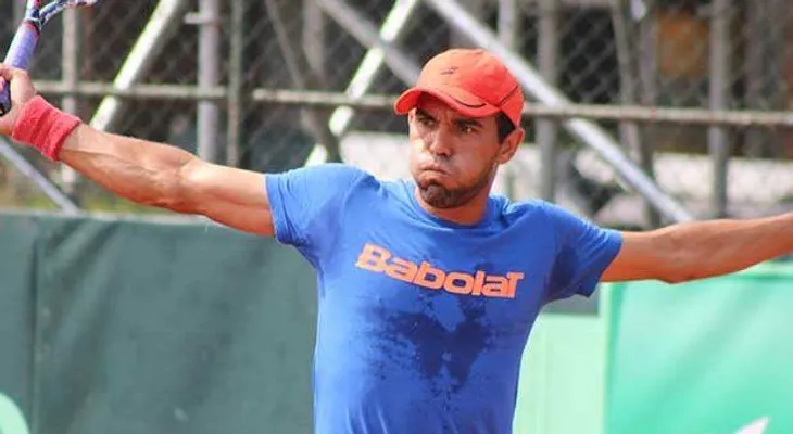 El tenista dominicano Víctor Estrella clasifica para Roland Garros