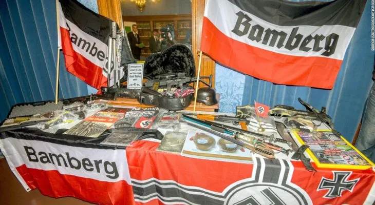 Autoridades alemanas realizan redadas contra extremistas