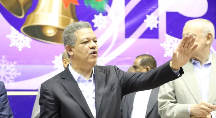 Leonel Fernández  no acudirá a reunión OEA