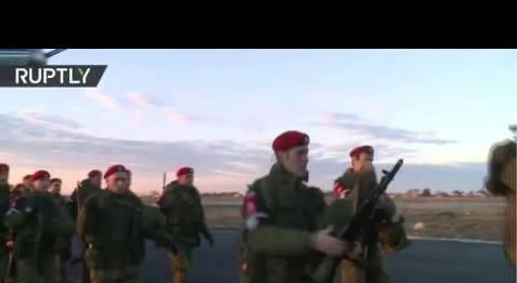 Así fue la llegada de la Policía militar rusa a Siria (VIDEO)