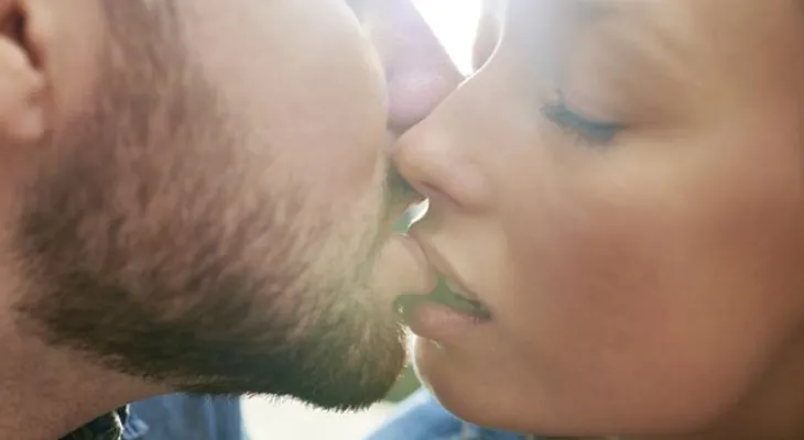 Enfermedad del beso: ¿una vacuna puede prevenirla?