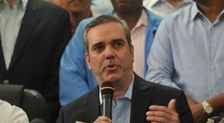 Abinader dice responderá a discurso de Medina con números