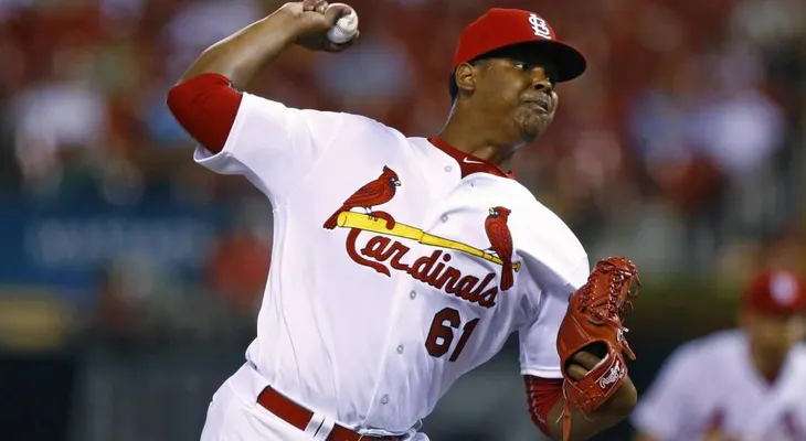 Alex Reyes con lágrimas empapadas revela que su pequeña hija sufre de cáncer