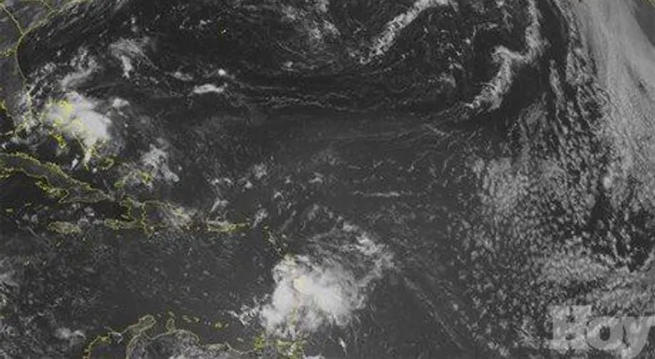 Centro de Huracanes de EU advierte tormenta Chantal avanza fortalecida hacia RD y Haití
