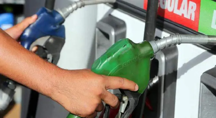 Suben precios combustibles, tras varias semanas frisados
