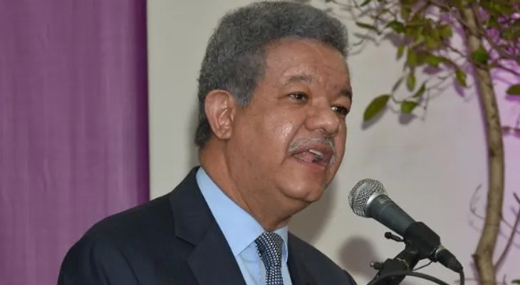 Leonel Fernández favorece la revisión del DR-Cafta
