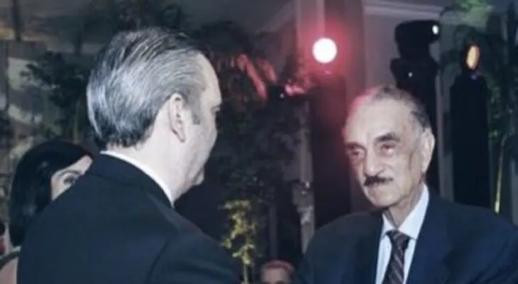 Luis Abinader: La muerte es vida. Enciendes luces en otro lugar; dice sobre la muerte de su su padre 