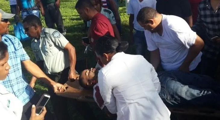 Mueren los hermanos Queuris y Geuris Heredía Ramirez, en un accidente en la autopista Las Américas cuando iban a Boca Chica 