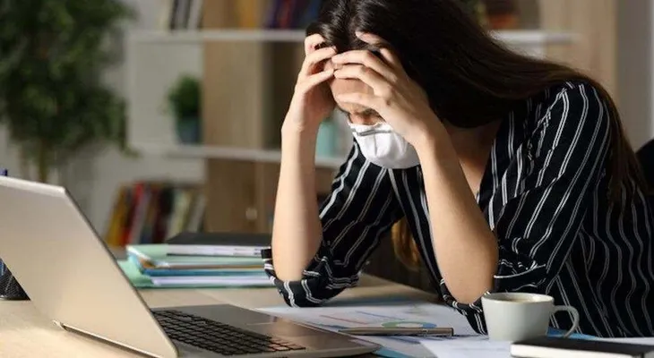 Estudio sostiene que pandemia tuvo impacto visible en ámbito laboral de mujeres en LA