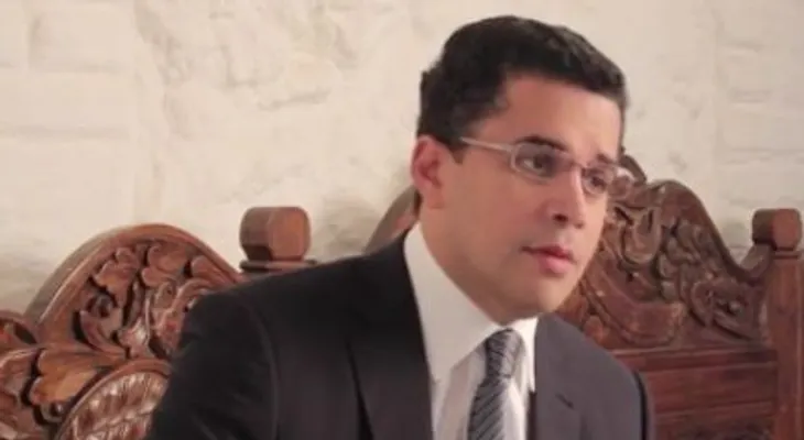 Alcalde David Collado eliminará arrabalización de los mercados y llevará seguridad a cementerios 