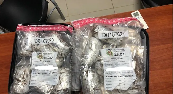 Decomisan 14 paquetes de cocaína en Punta Cana y miles de porciones en otros operativos 