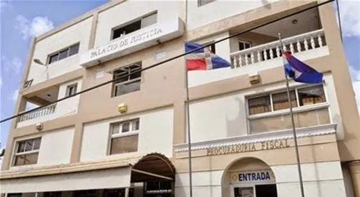 5 mil pesos de coerción a joven creó perfil falso 911