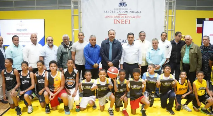 Inefi inaugura centro deportivo escolar comunitario
