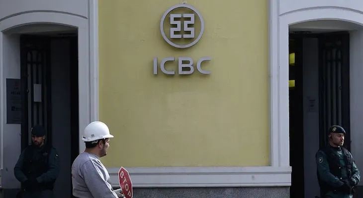 Allanan oficinas en España del principal banco chino